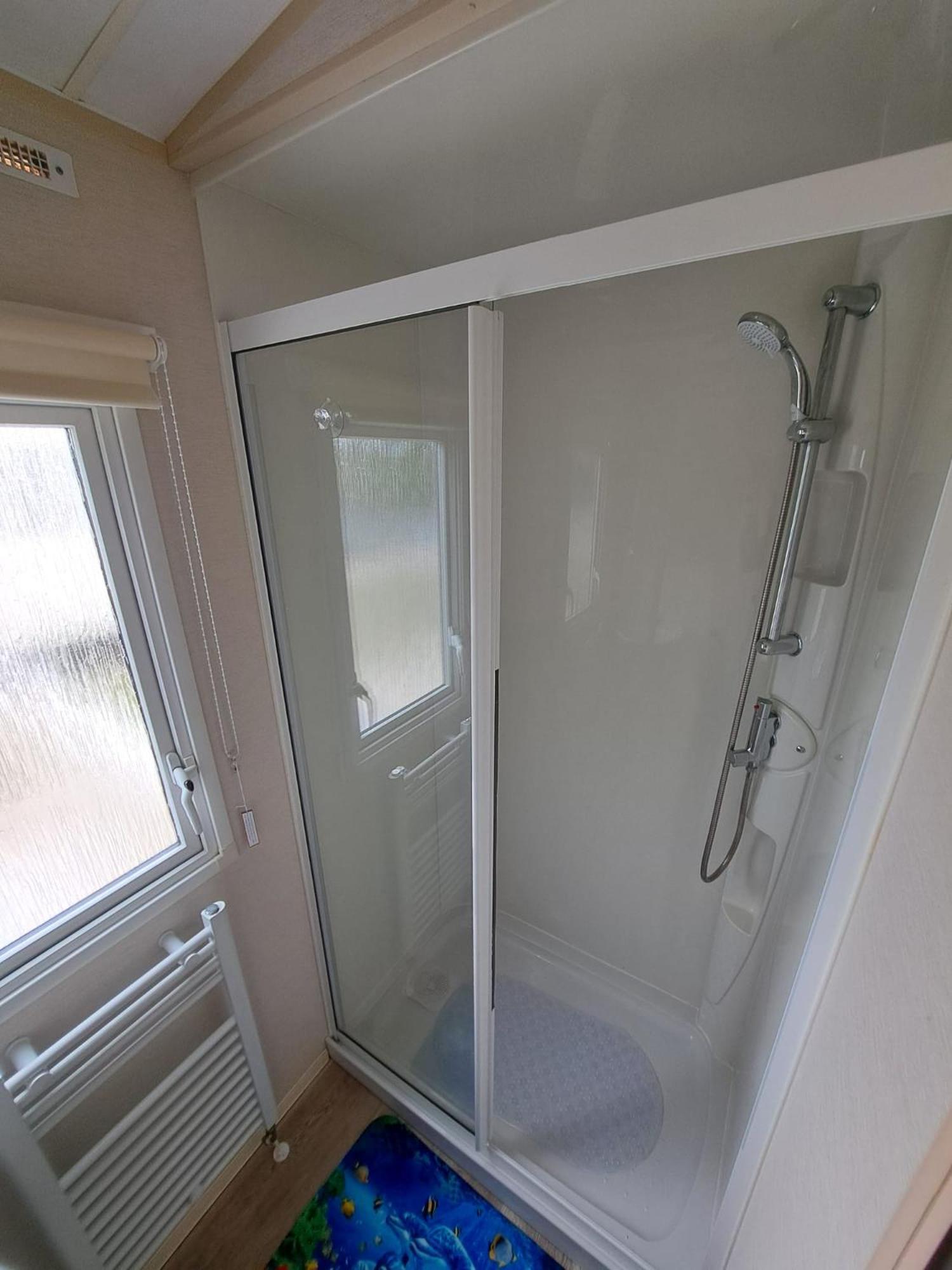 Caravan Waxholme 외부 사진